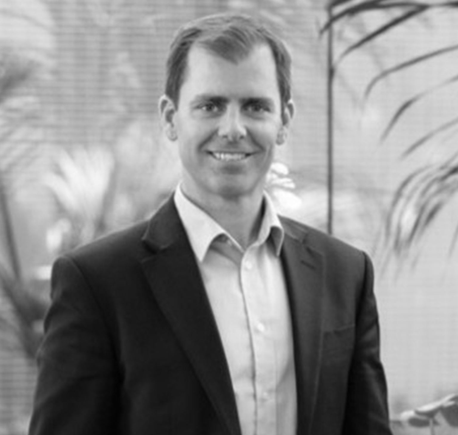 Clive Shaun KP Headshots MP Web Cropped Higer res